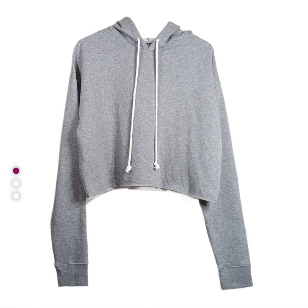 Woman’s L Wild Fable Grey Cropped Pullover Sweatshirt